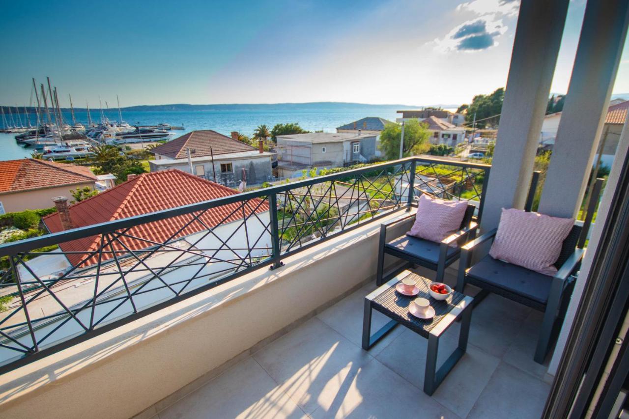 Apartmani Le-Lu Kaštela Exterior foto